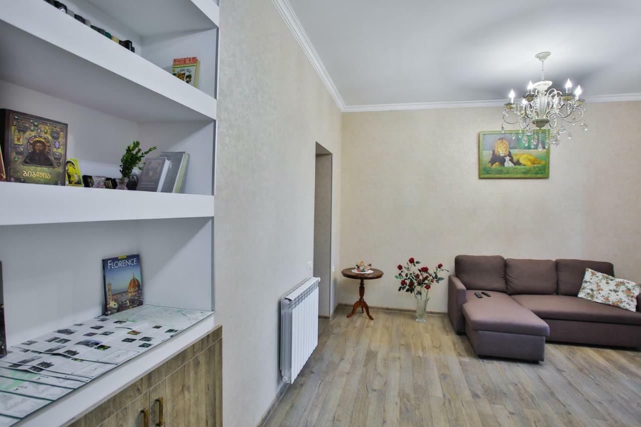 Apartment Anano Kutaisi Eksteriør bilde